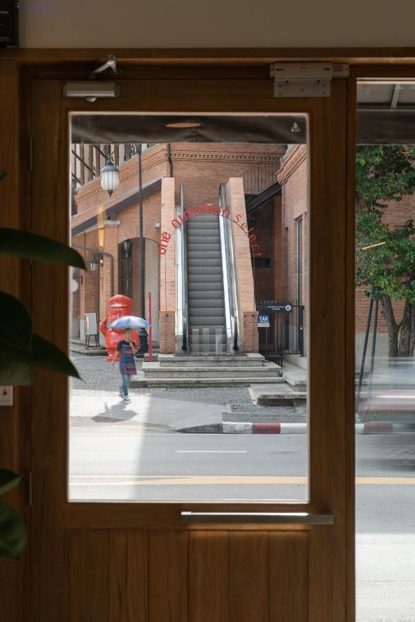 Bed Addict Hostel Chiang Mai Exterior photo
