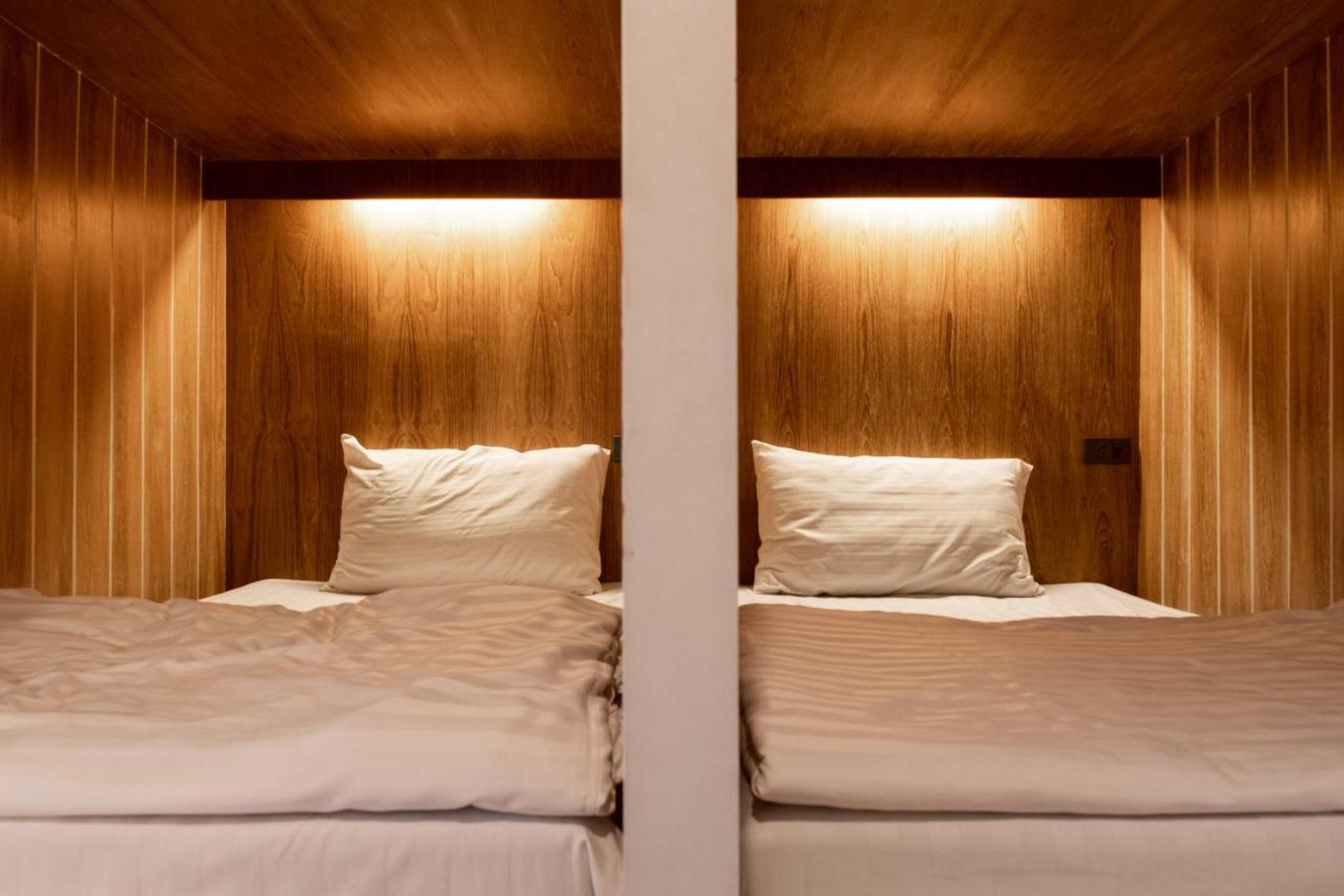 Bed Addict Hostel Chiang Mai Exterior photo