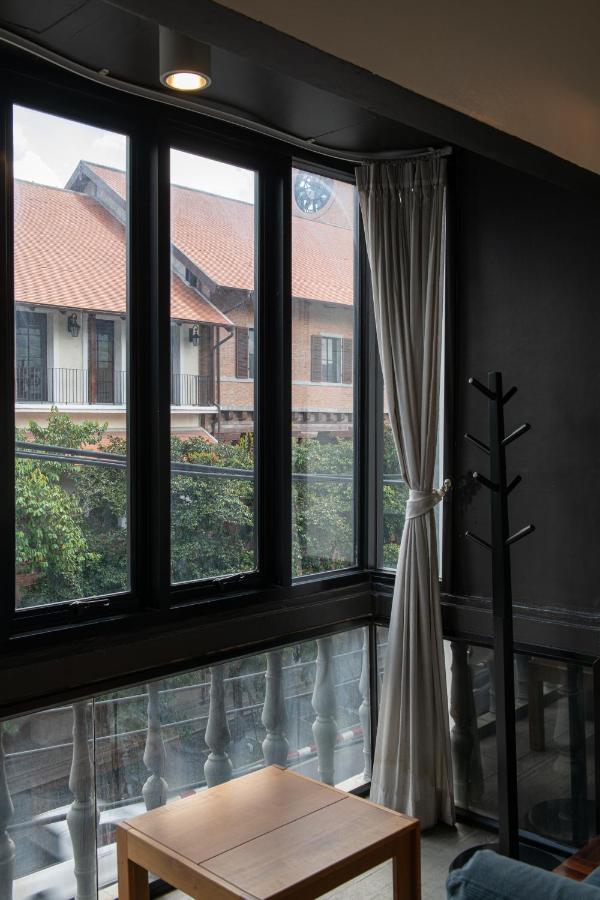 Bed Addict Hostel Chiang Mai Exterior photo