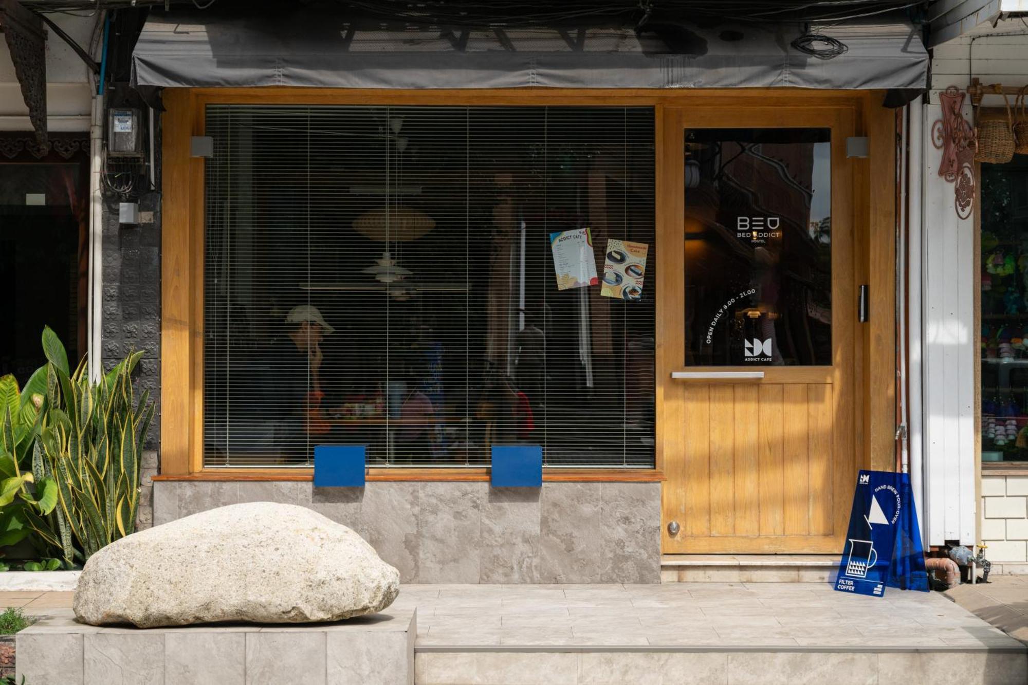 Bed Addict Hostel Chiang Mai Exterior photo