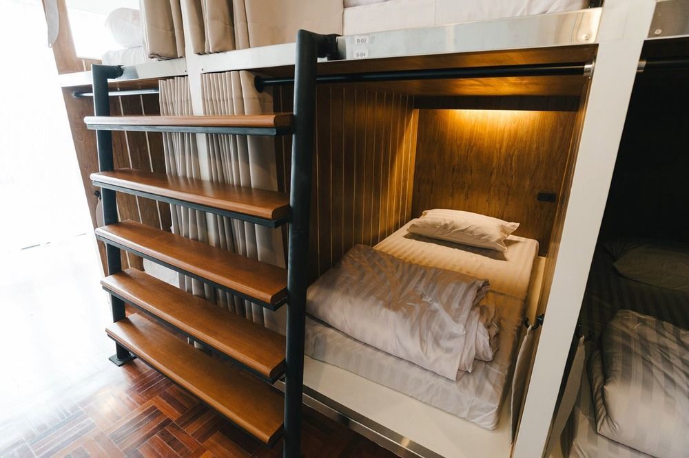 Bed Addict Hostel Chiang Mai Exterior photo